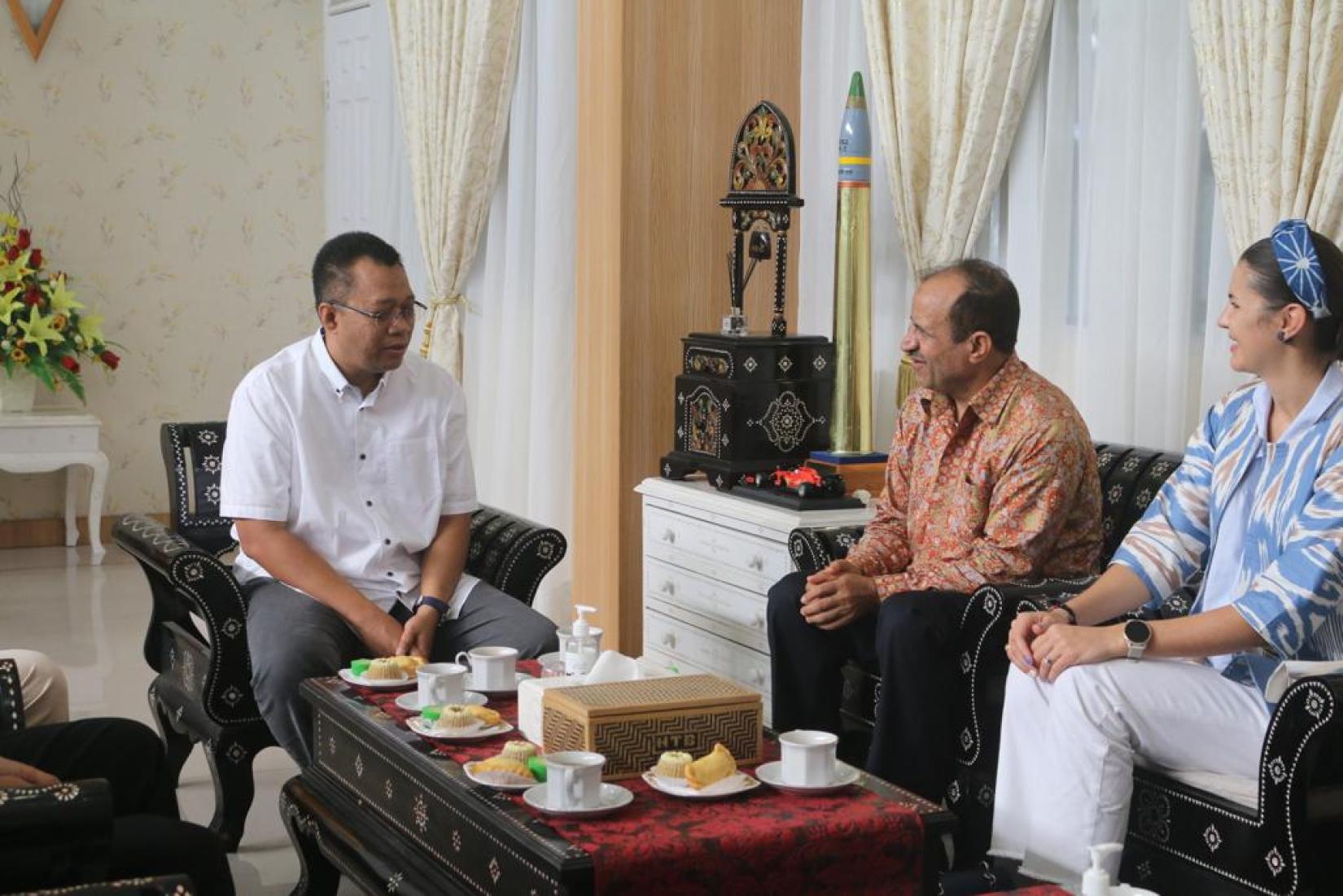 Hearing with the Governor of West Nusa Tenggara, Mr. Zulkieflimansyah, prior to SMEs technical assistance project launching in Lombok