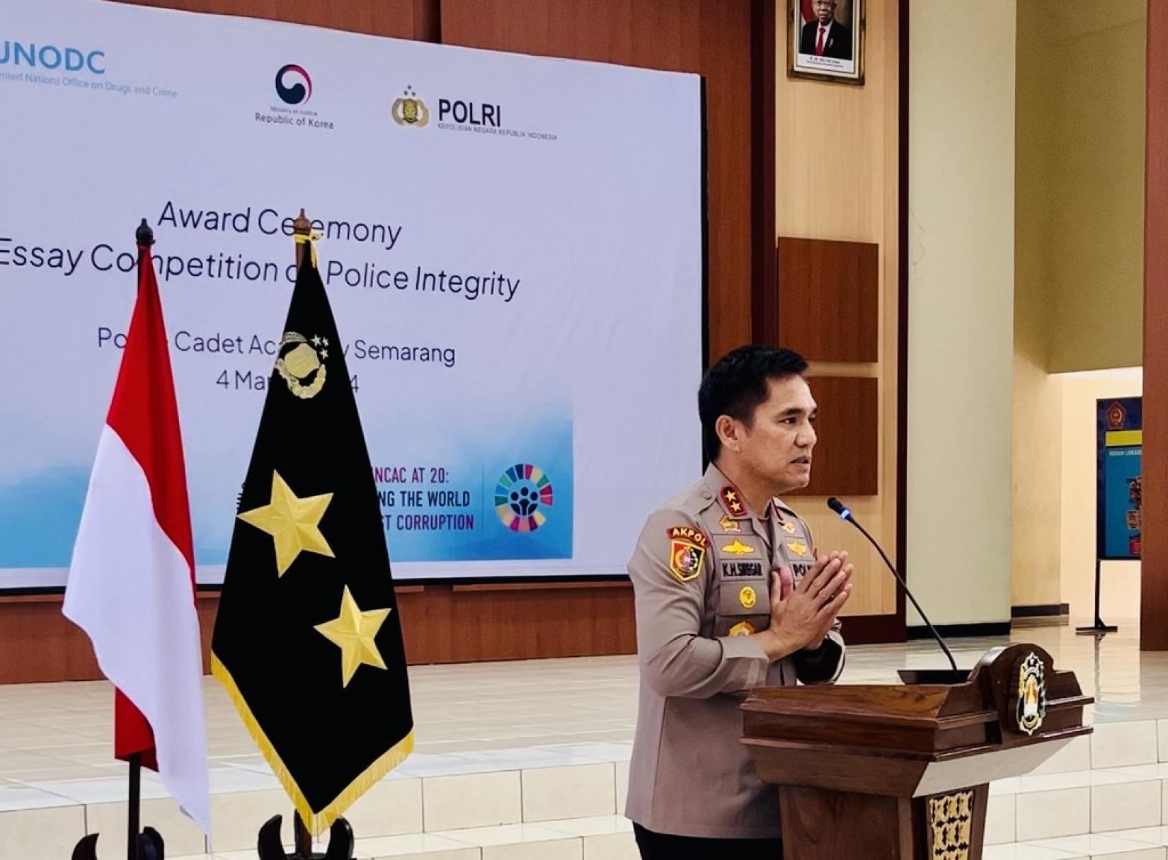 Inspector General of Police Krisno H. Siregar,S.I.K., M.H., Governor of the Police Academy gave his opening remarks on the Award Ceremony for the UNODC Essay Competition on Police Integrity
