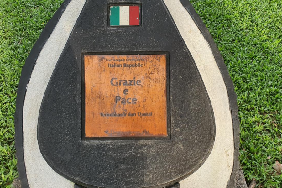 A Portrait of the symbolic “Thank You” to Italy is engraved in the stone at the Aceh Tsunami Museum.
